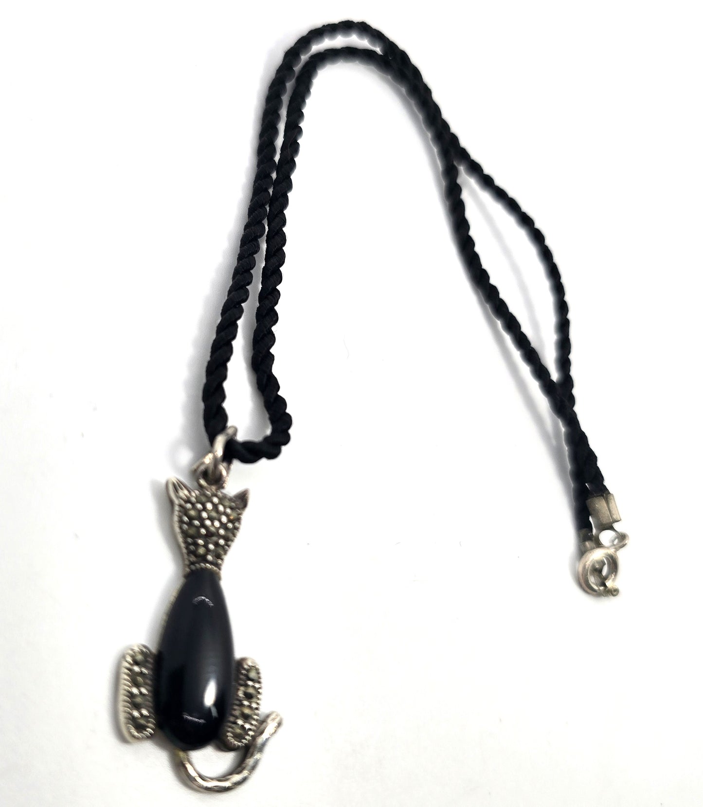 Sitting pretty cat black onyx and marcasite sterling silver retro corded necklace