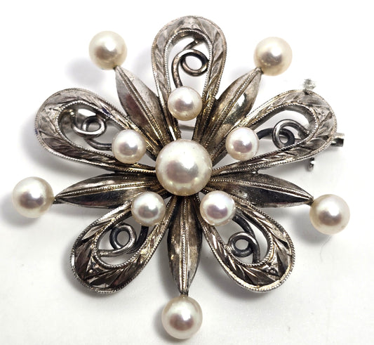Mikimoto 11 Akoya Cultured Pearl flower vintage mid century sterling silver brooch