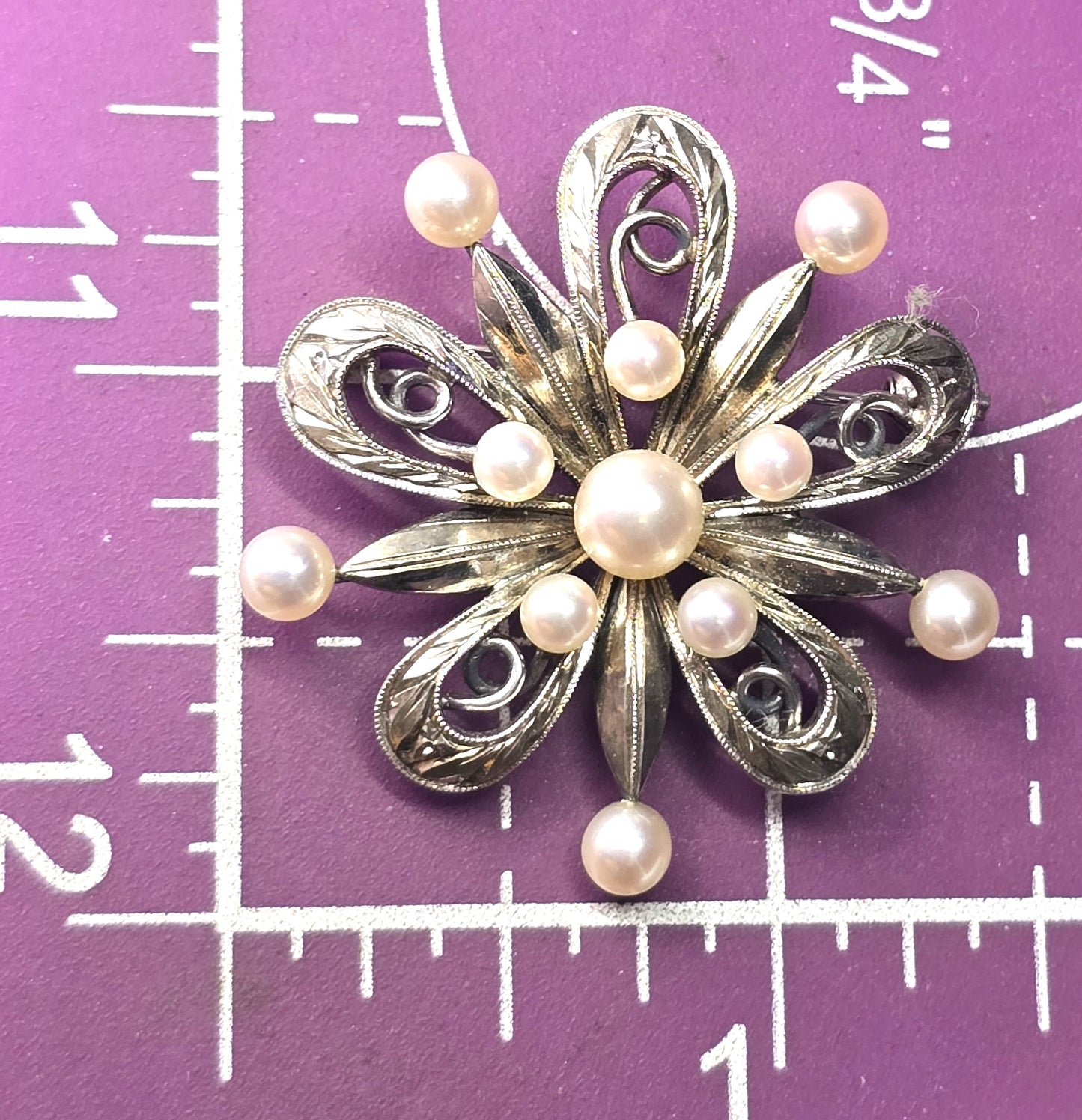Mikimoto 11 Akoya Cultured Pearl flower vintage mid century sterling silver brooch
