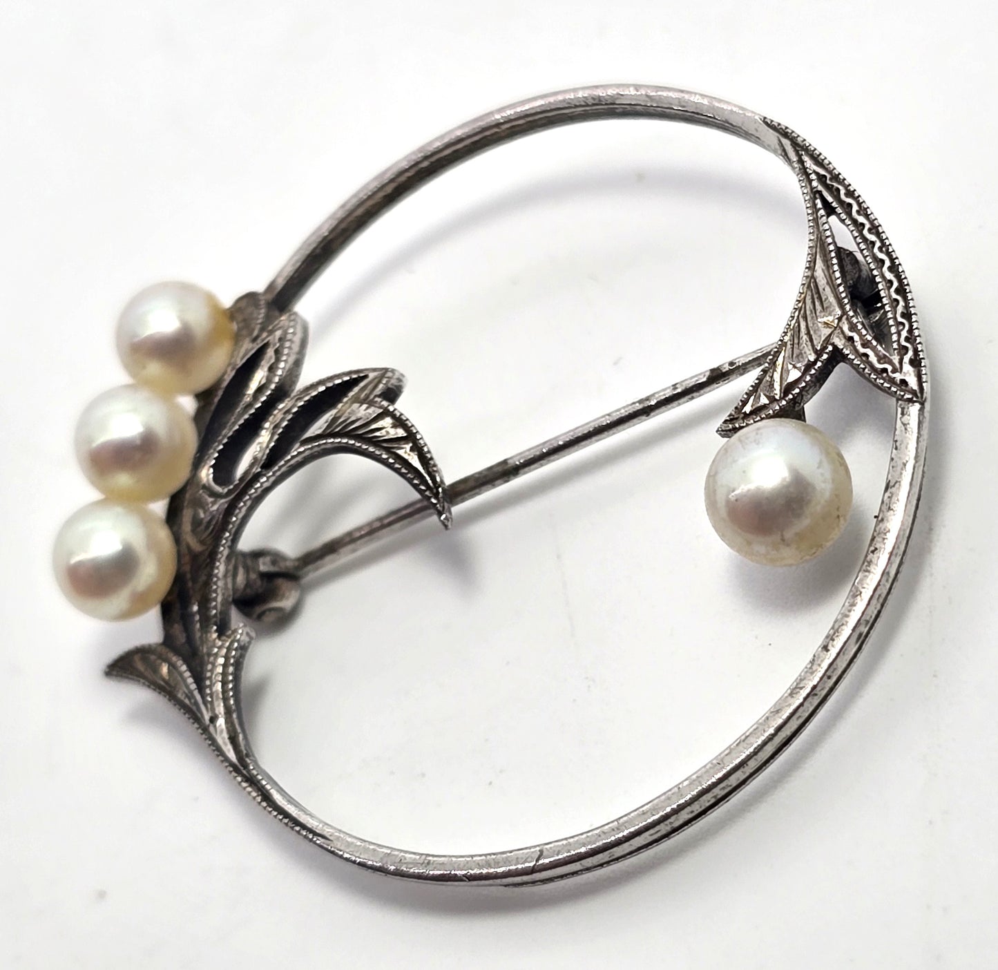 Mikimoto 4 Akoya Cultured Pearl flower vintage mid century sterling silver brooch