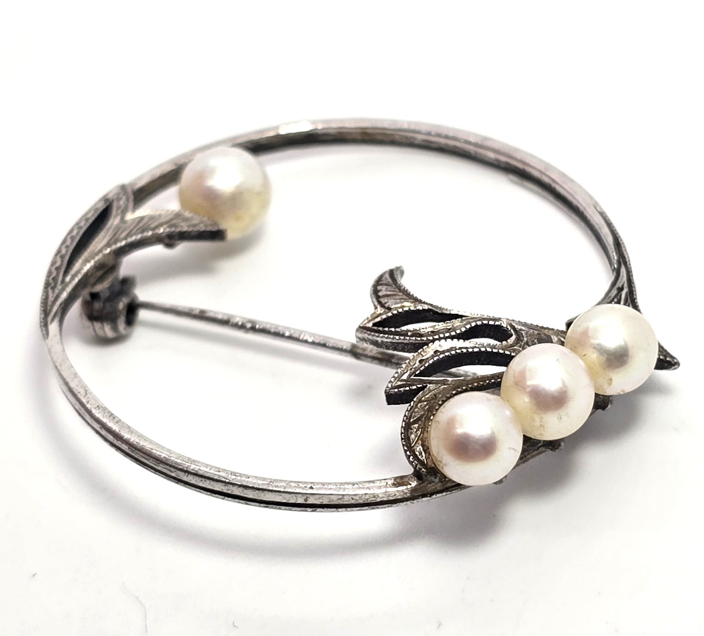 Mikimoto 4 Akoya Cultured Pearl flower vintage mid century sterling silver brooch