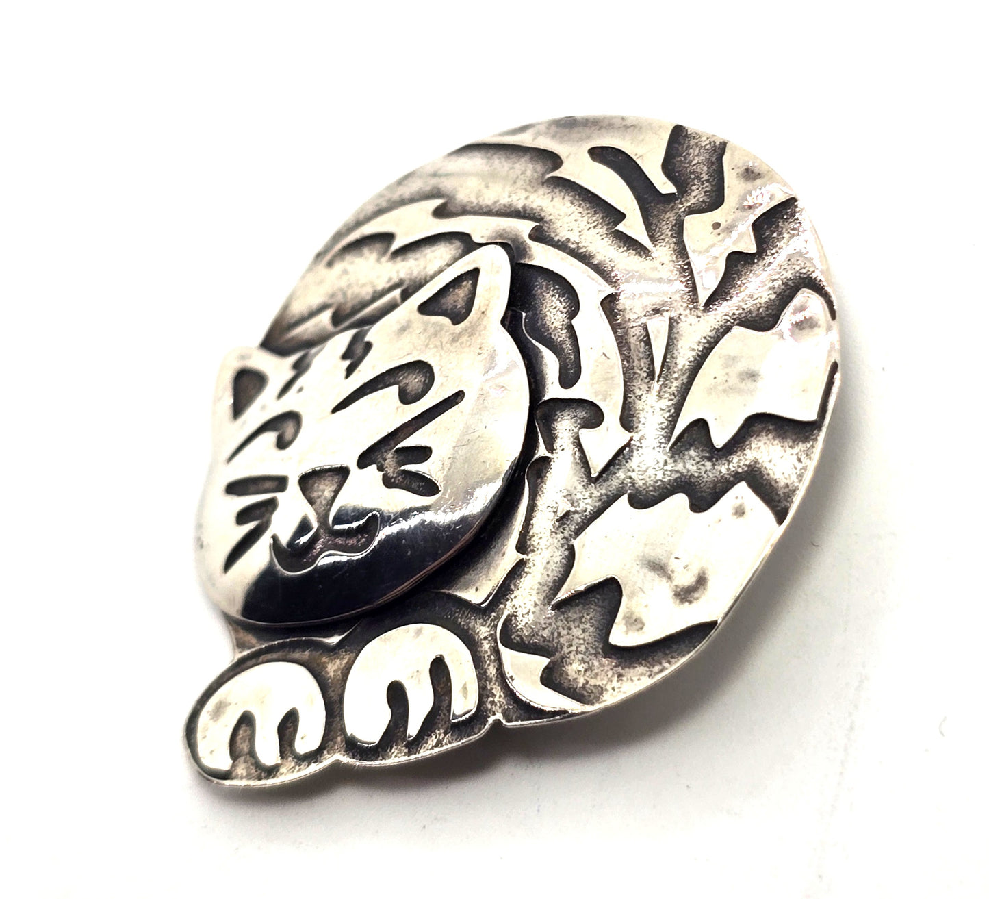 Gardella stripped Kitty Cat sitting kitten vintage signed sterling silver feline brooch