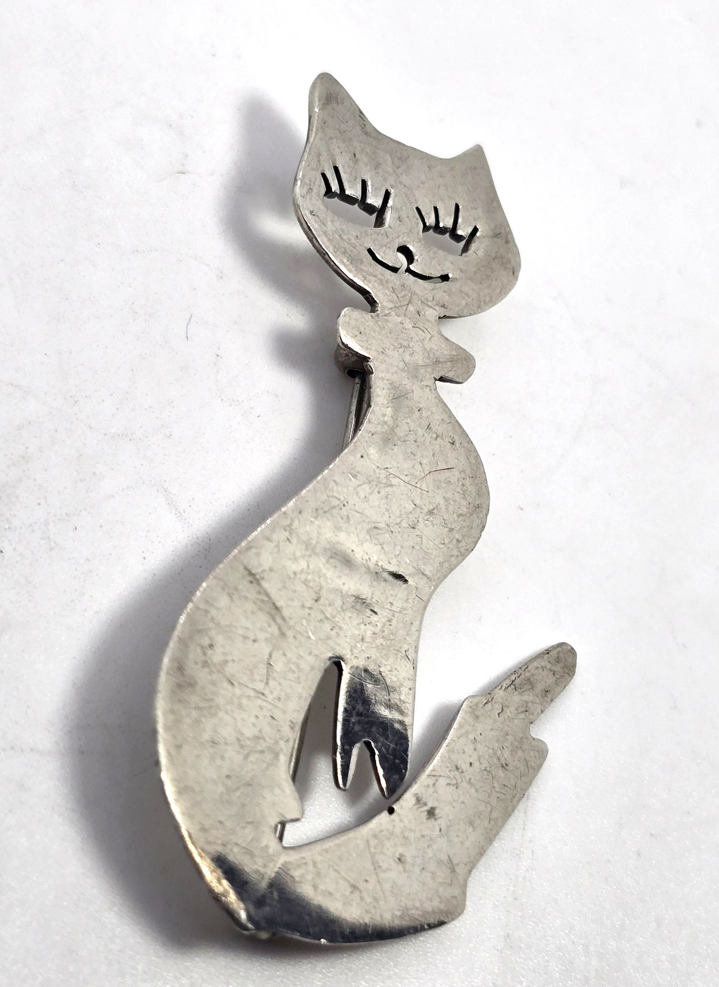 Tilly Mexico Kitty Cat singing pretty vintage signed sterling silver feline brooch