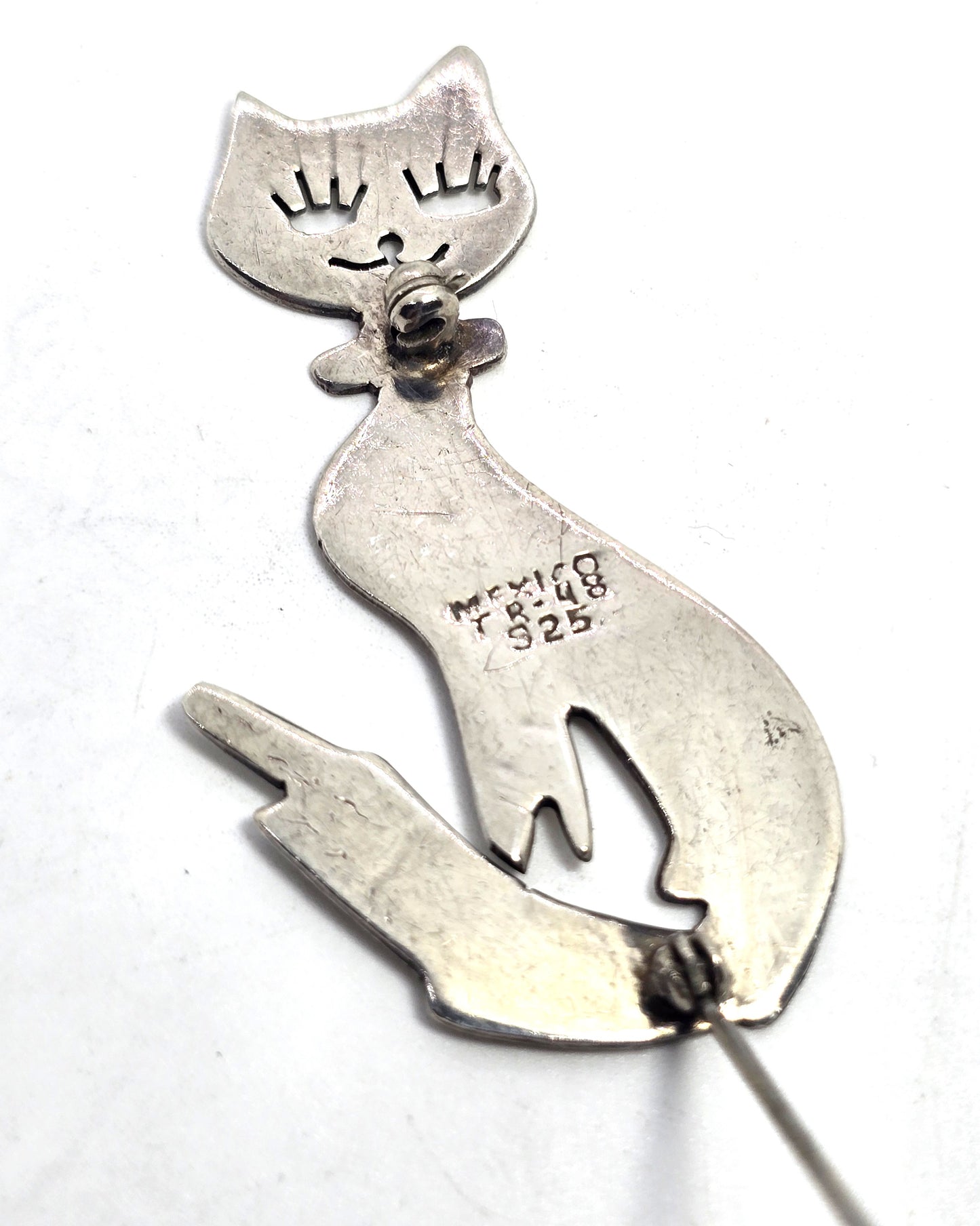 Tilly Mexico Kitty Cat singing pretty vintage signed sterling silver feline brooch