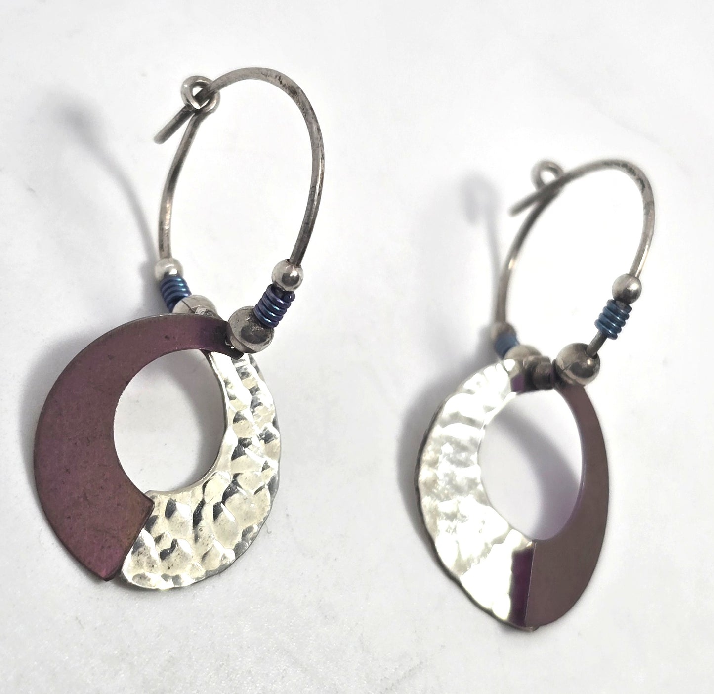 PTP purple Niobium hammered sterling silver signed vintage beaded earrings