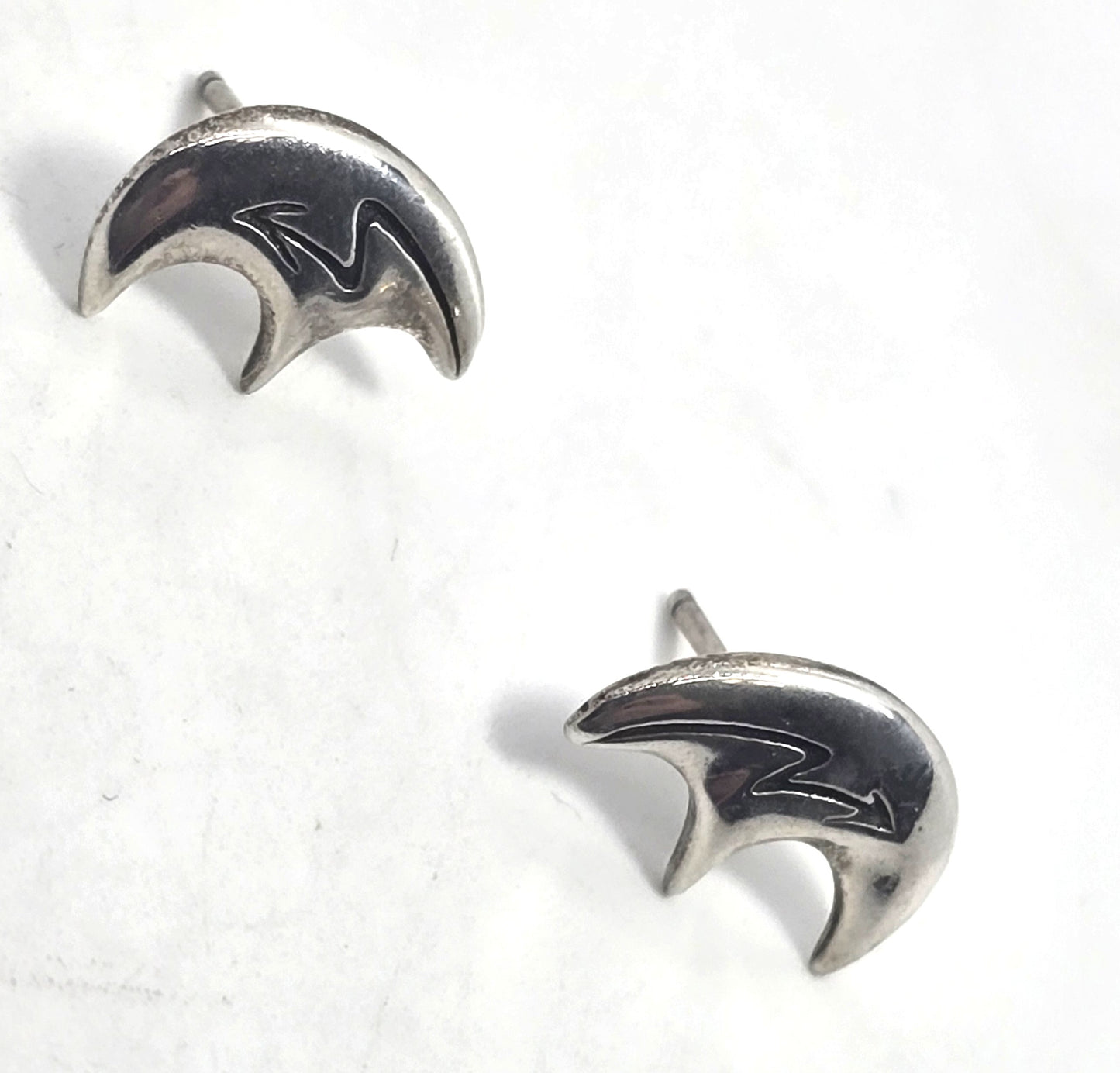 Hopi bear sterling silver vintage artisan stud earrings