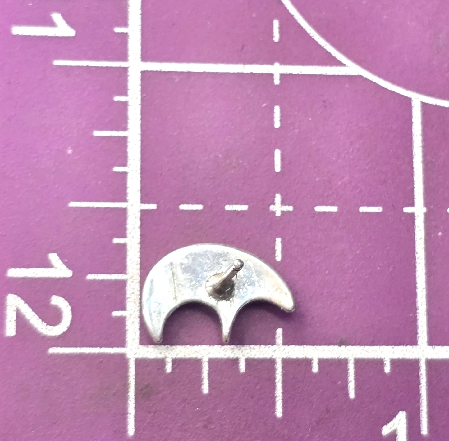 Hopi bear sterling silver vintage artisan stud earrings