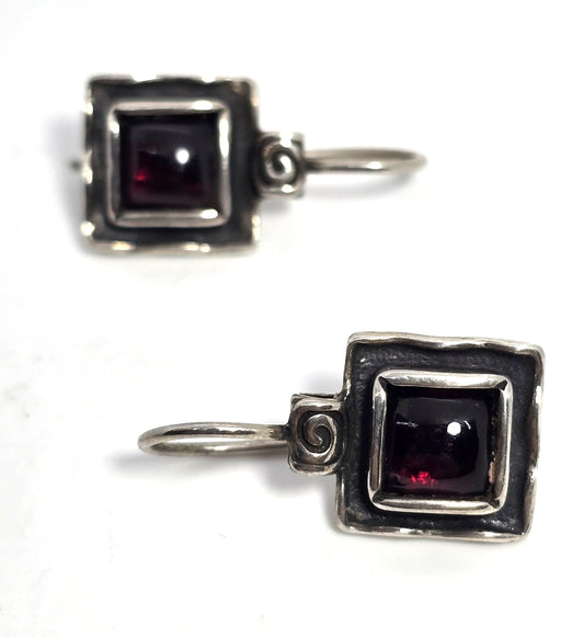 Silpada Sterling Silver Square Bezel Set Garnet Earrings Retired number W1052