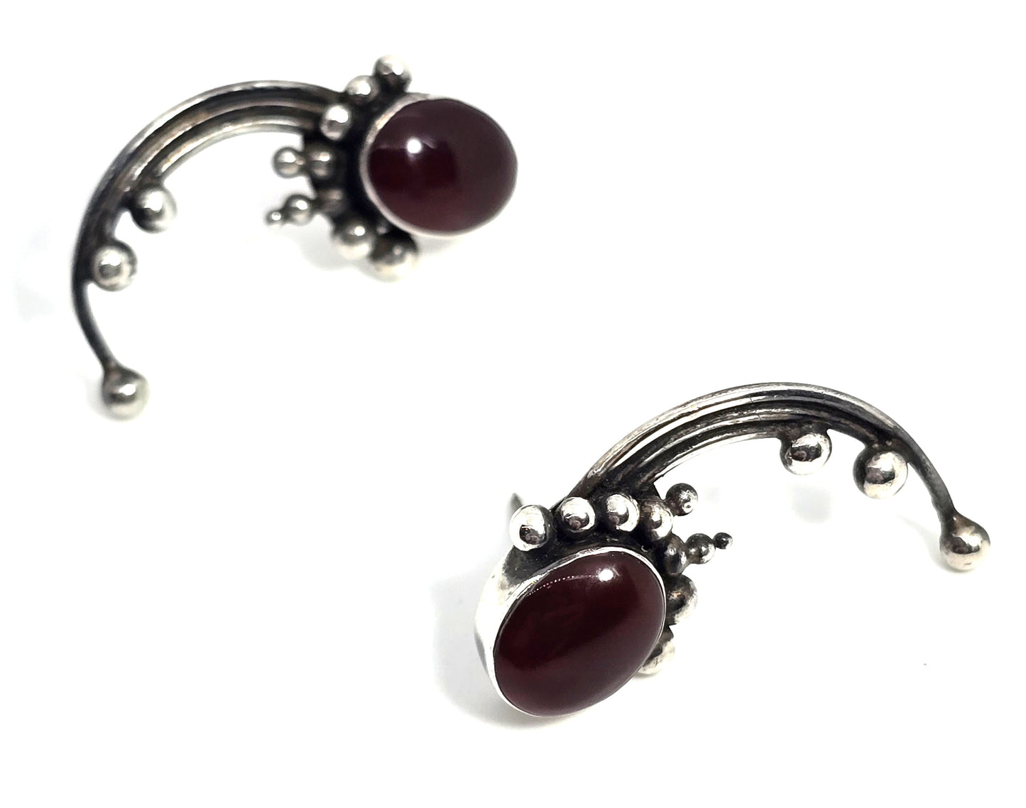 Garnet Bali Balinese tribal style sterling silver vintage post earrings