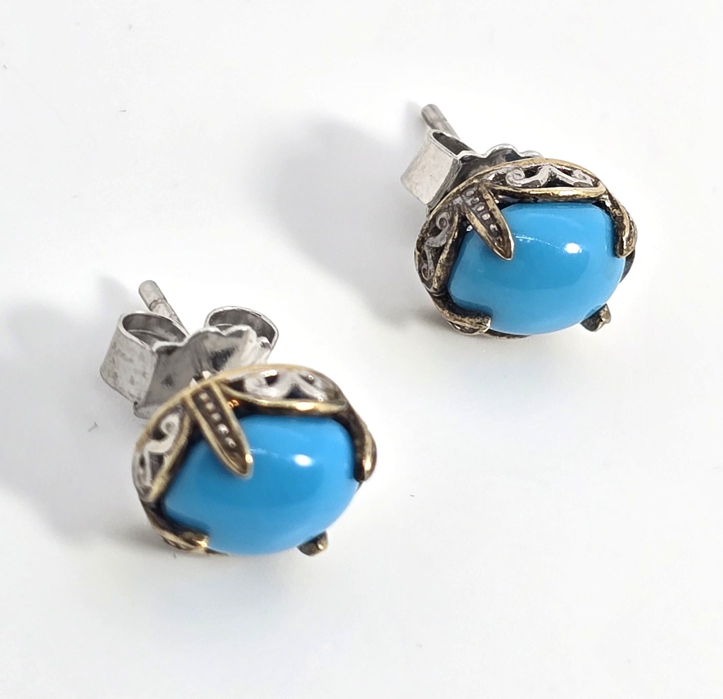 Michael Valitutti Blue turquoise NH sterling silver stud earrings