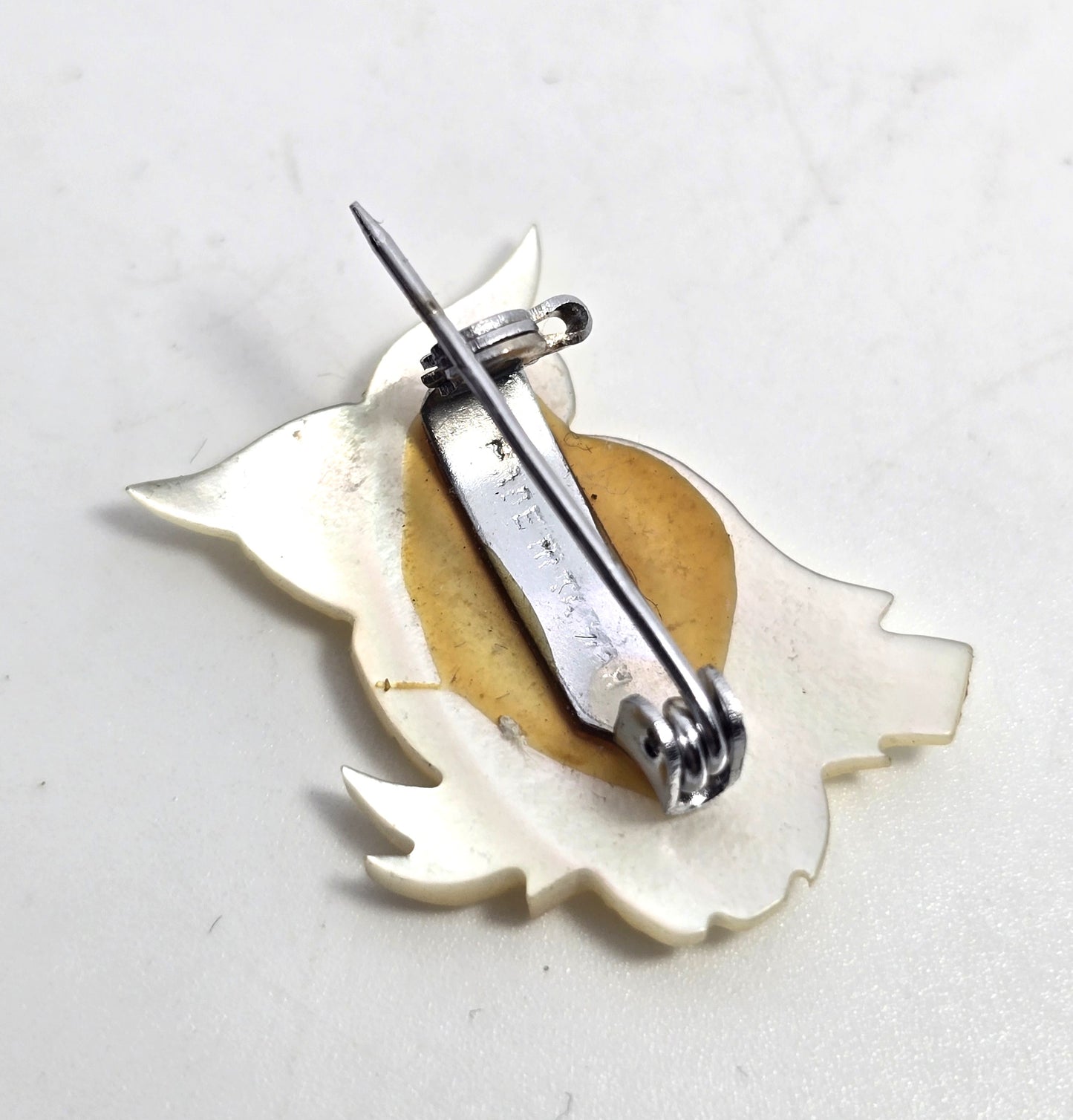 Mother of pearl white carved shell owl bird vintage brooch