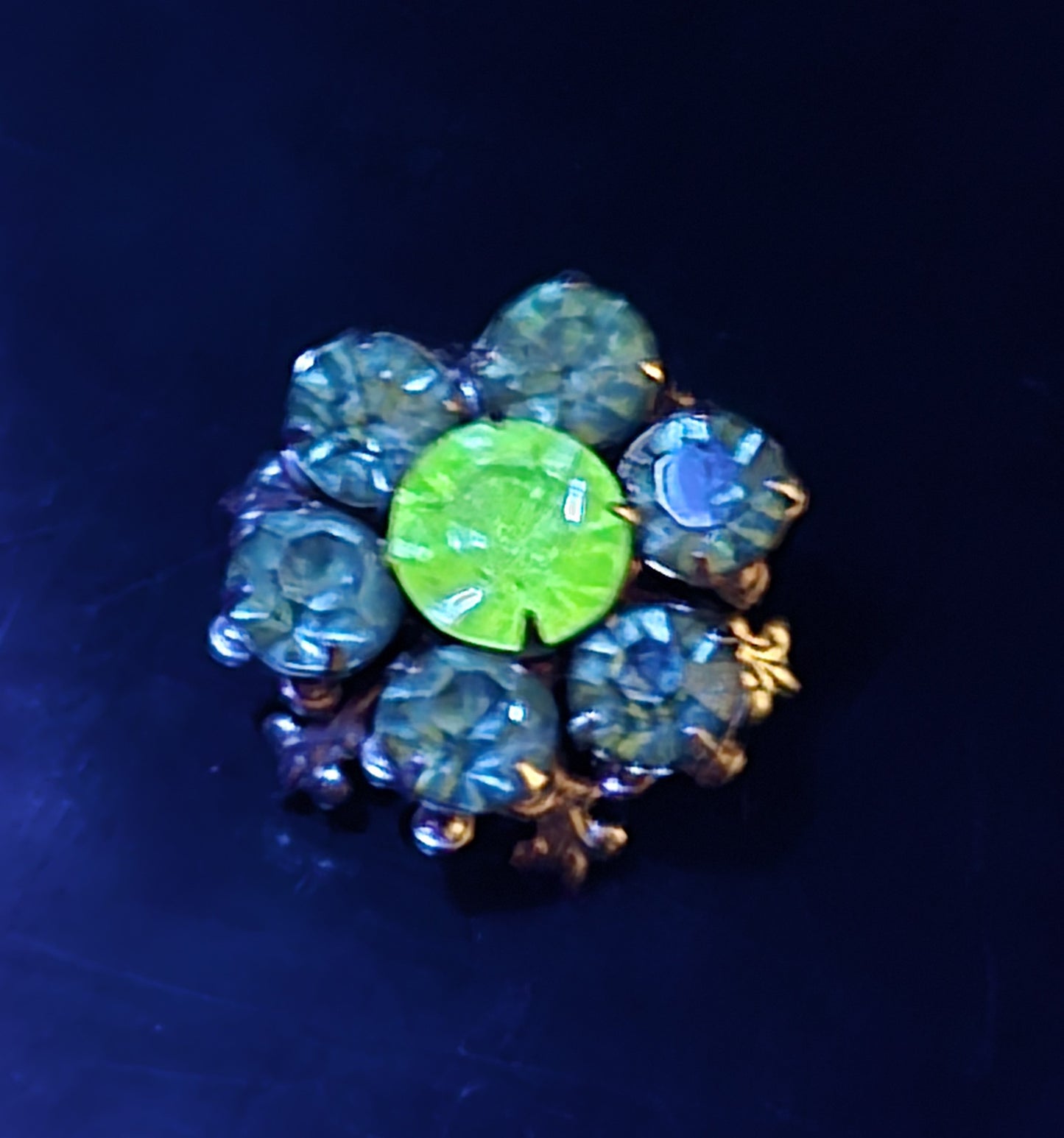 Green uranium glass rhinestone gold toned small flower UV glow vintage brooch