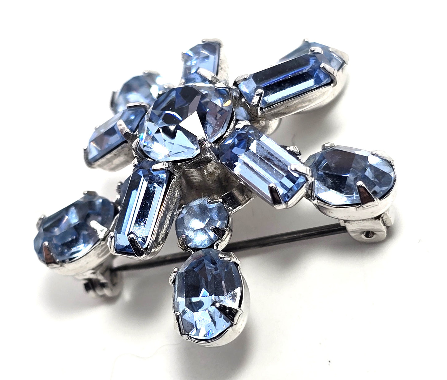 Light Blue vintage  rhinestone atomic star burst mid century vintage brooch