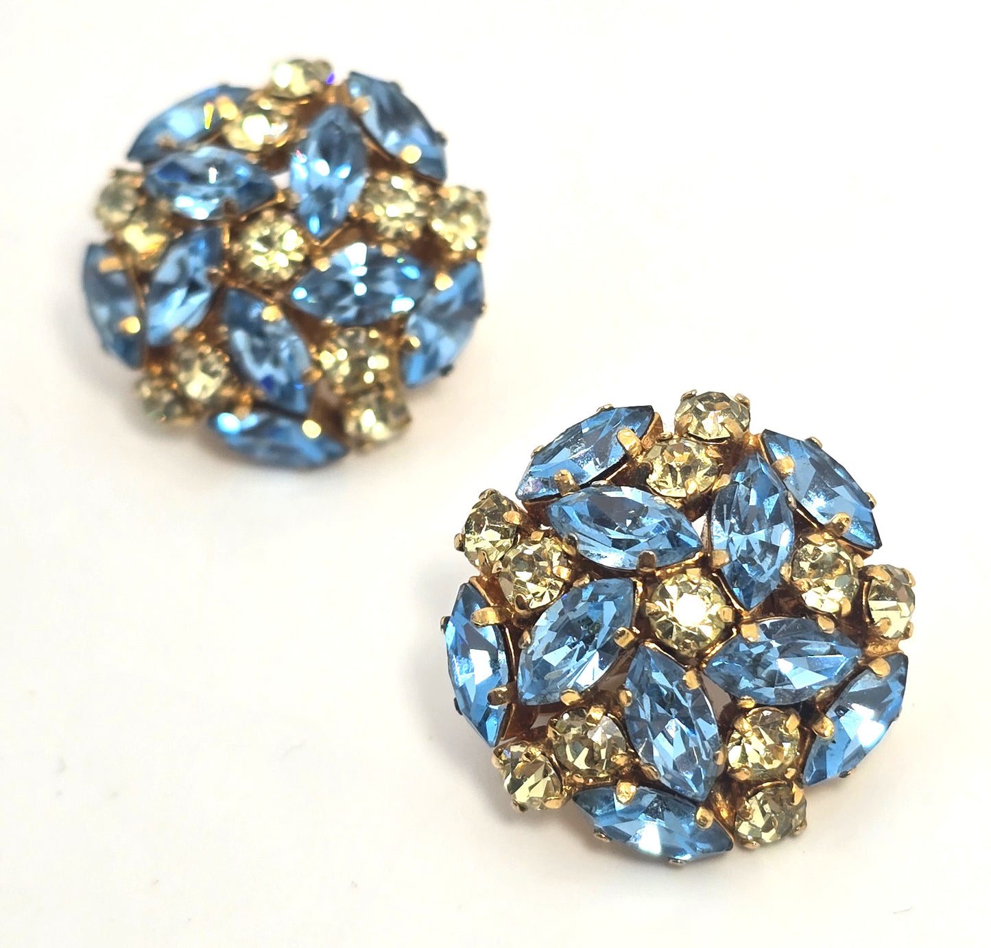 Schoffel & Co aqua blue Jonquil yellow rhinestone vintage demi set brooch earrings