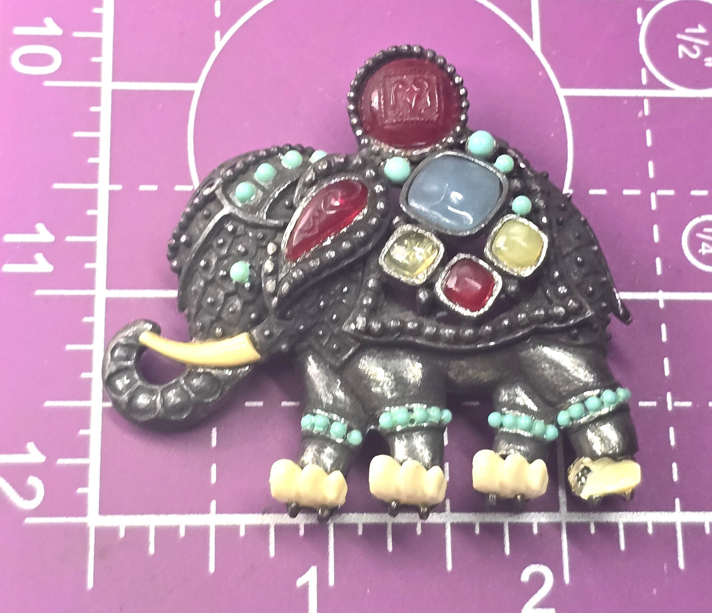 Vintage Rare Signed Hattie Carnegie Cabochon Elephant Brooch Pendant As IS