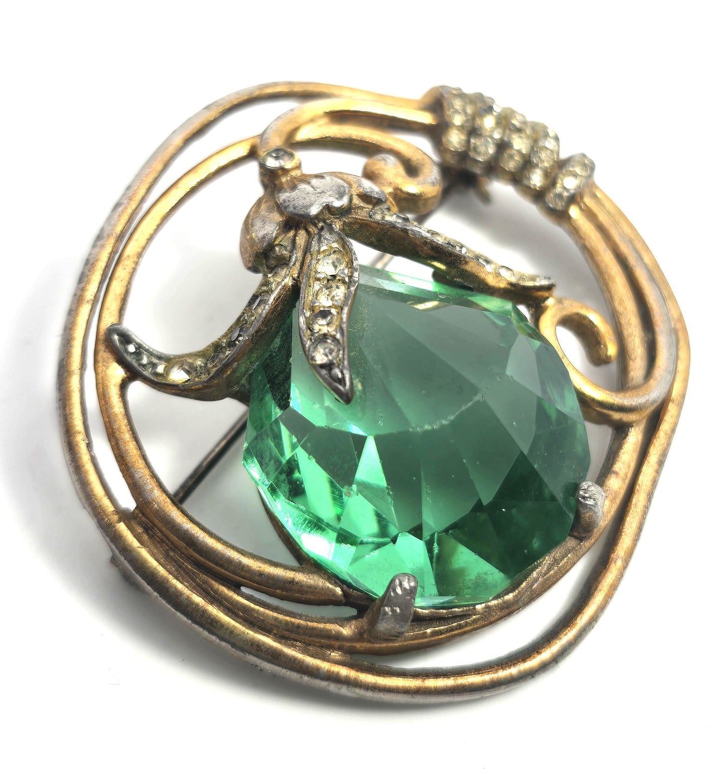 Green uranium glass Large Art Deco rhinestone gold toned UV glow vintage brooch