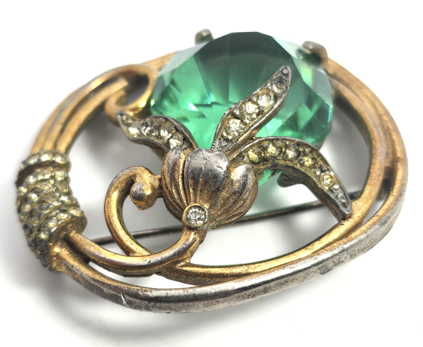 Green uranium glass Large Art Deco rhinestone gold toned UV glow vintage brooch