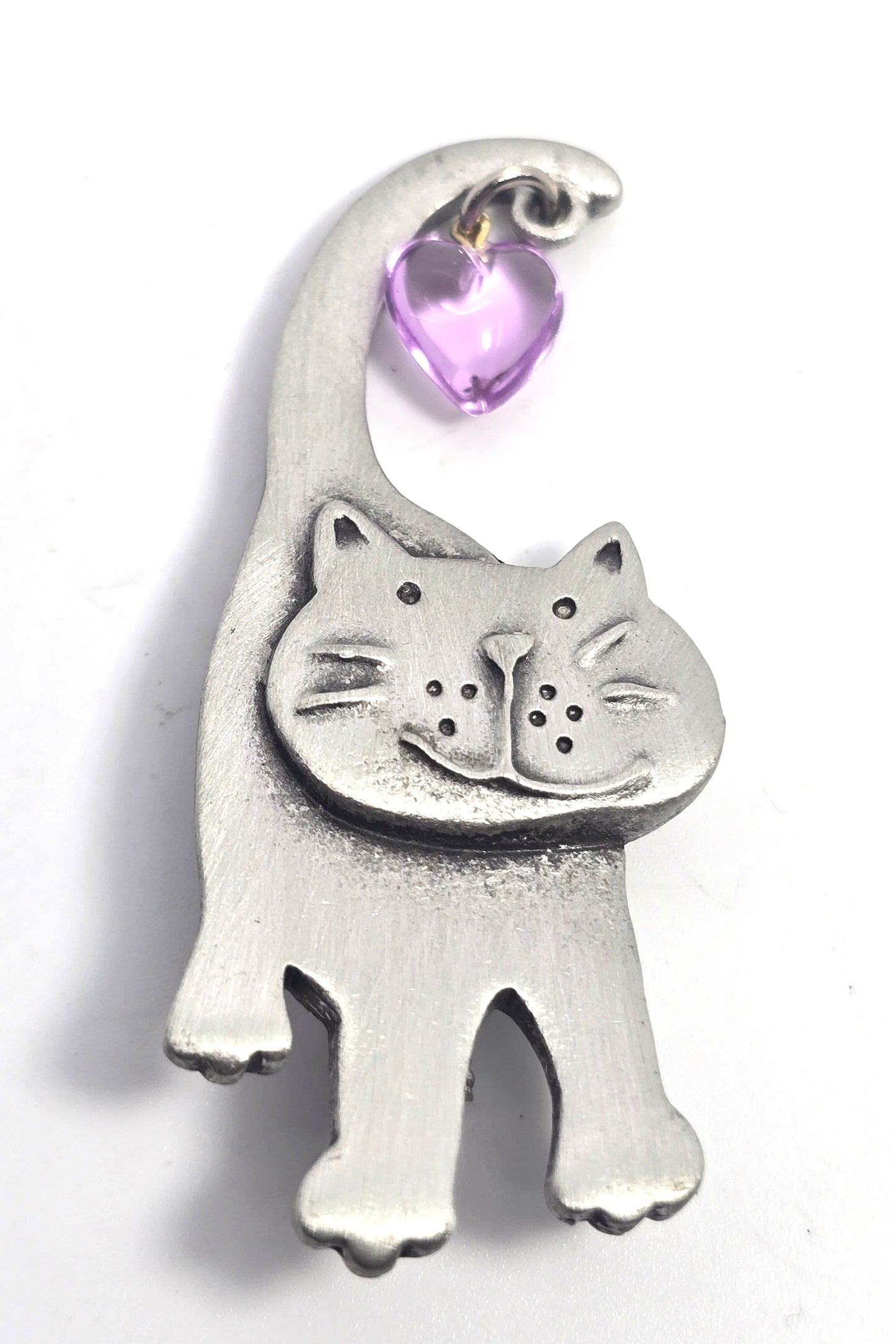 Jonette Jewelry JJ silver pewter 'Smiling Cat with Heart Halo' vintage pin brooch