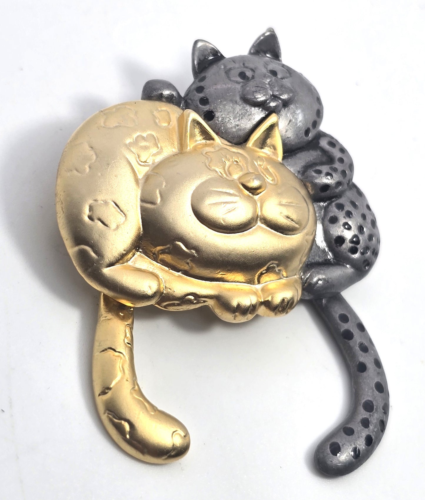 Danecraft fat cats articulated tails two toned vintage pin brooch