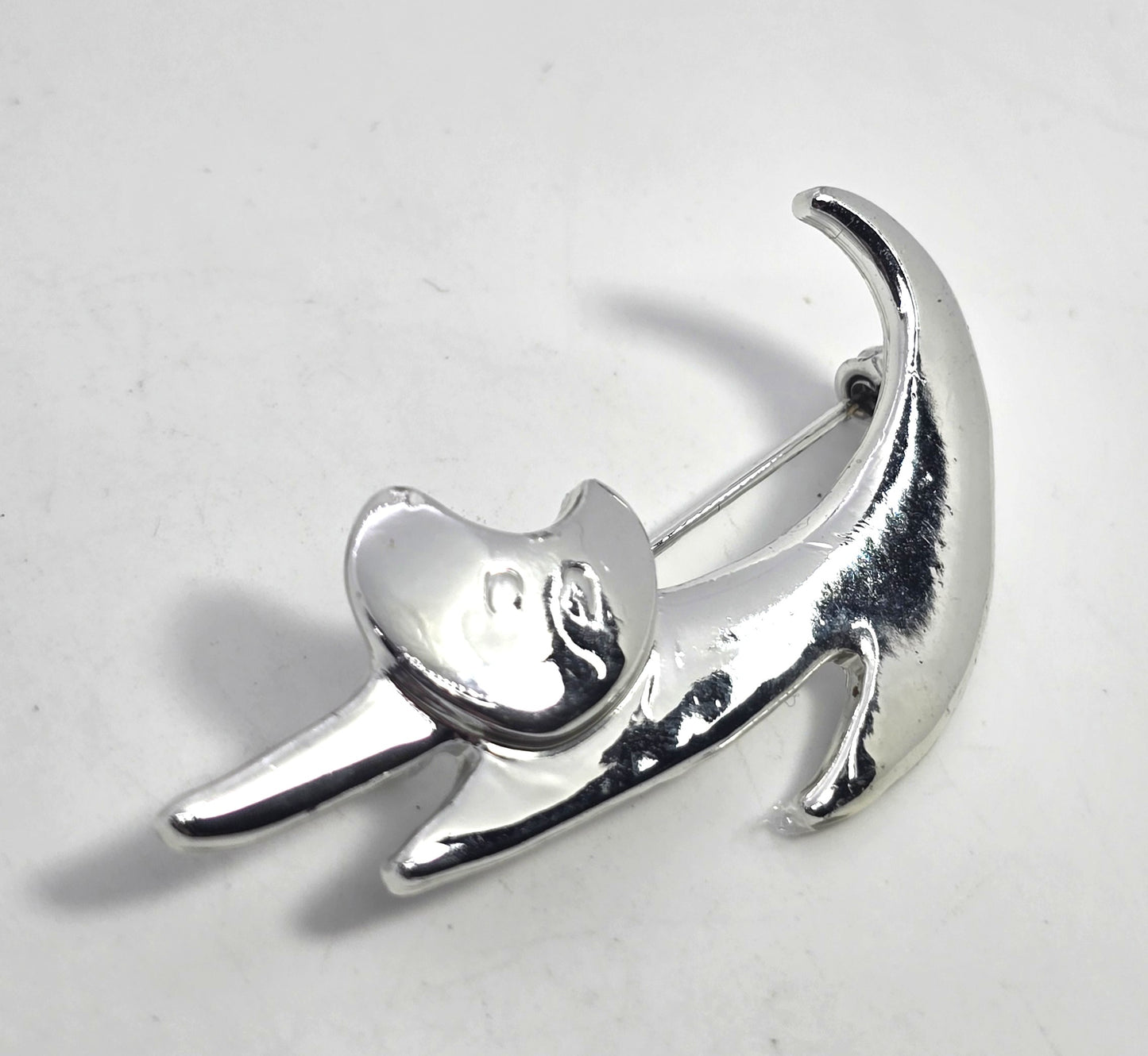 Danecraft "Big Stretch" cat modernist silver toned vintage pin brooch
