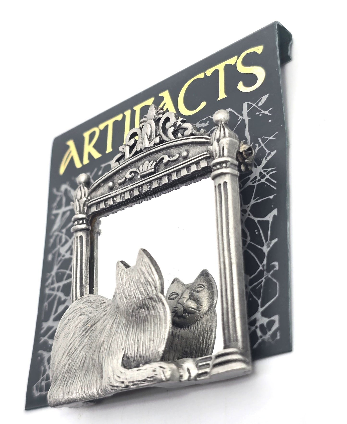 Artifacts Cat looking in mirror pewter vintage NWT cat brooch