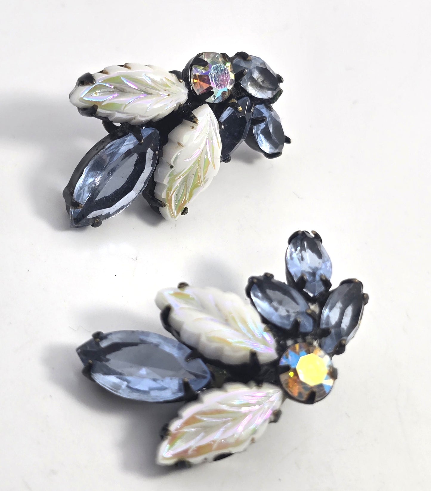 Molded glass leaf blue aurora borealis rhinestone vintage japanned clip on earrings