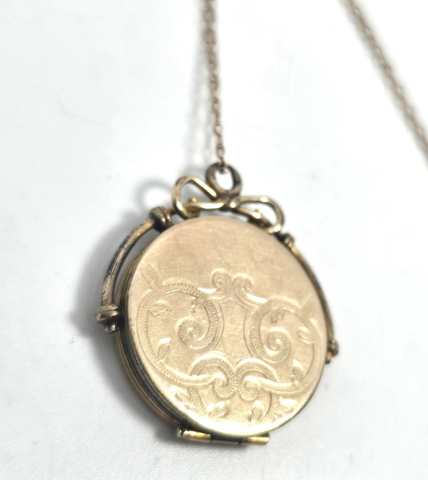 CQ&R antique gold filled etched antique Victorian locket necklace blank