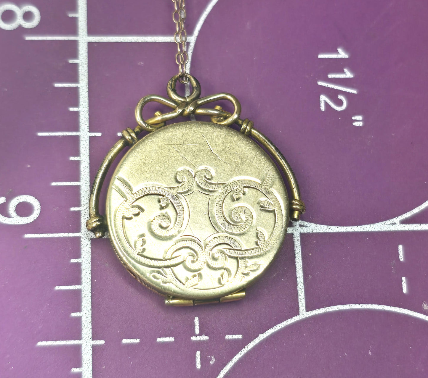 CQ&R antique gold filled etched antique Victorian locket necklace blank