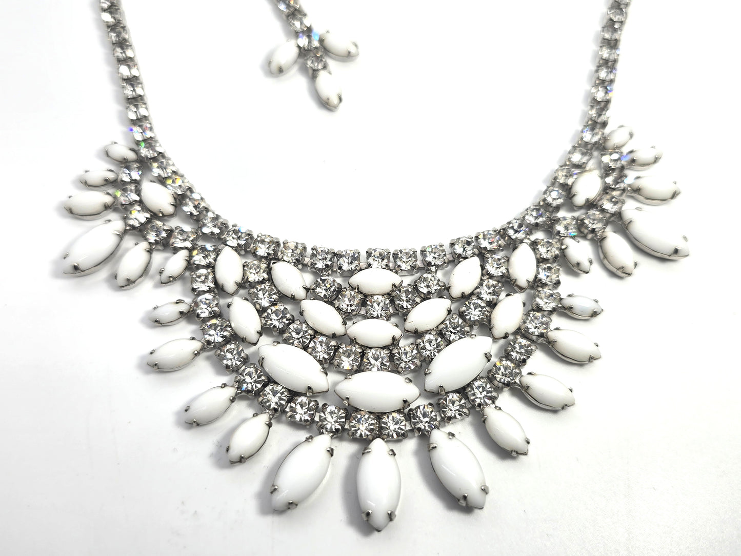 Marvella Milk glass white and clear large vintage rhinestone collar necklace