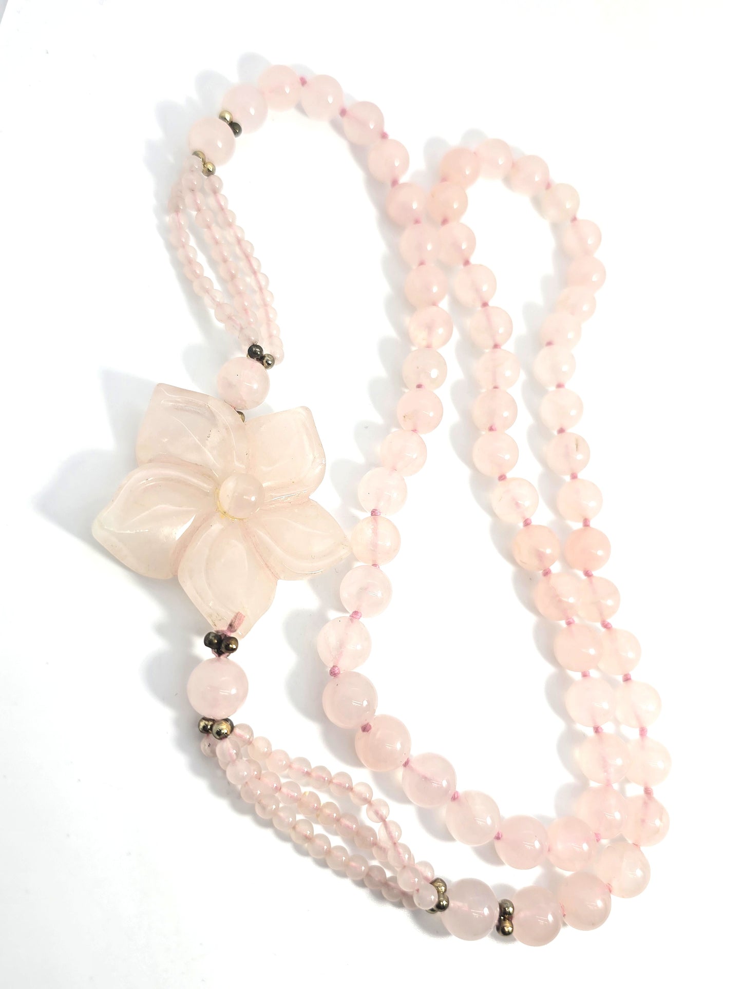 Rose quartz natural gemstone 10mm carved flower vintage beaded necklace
