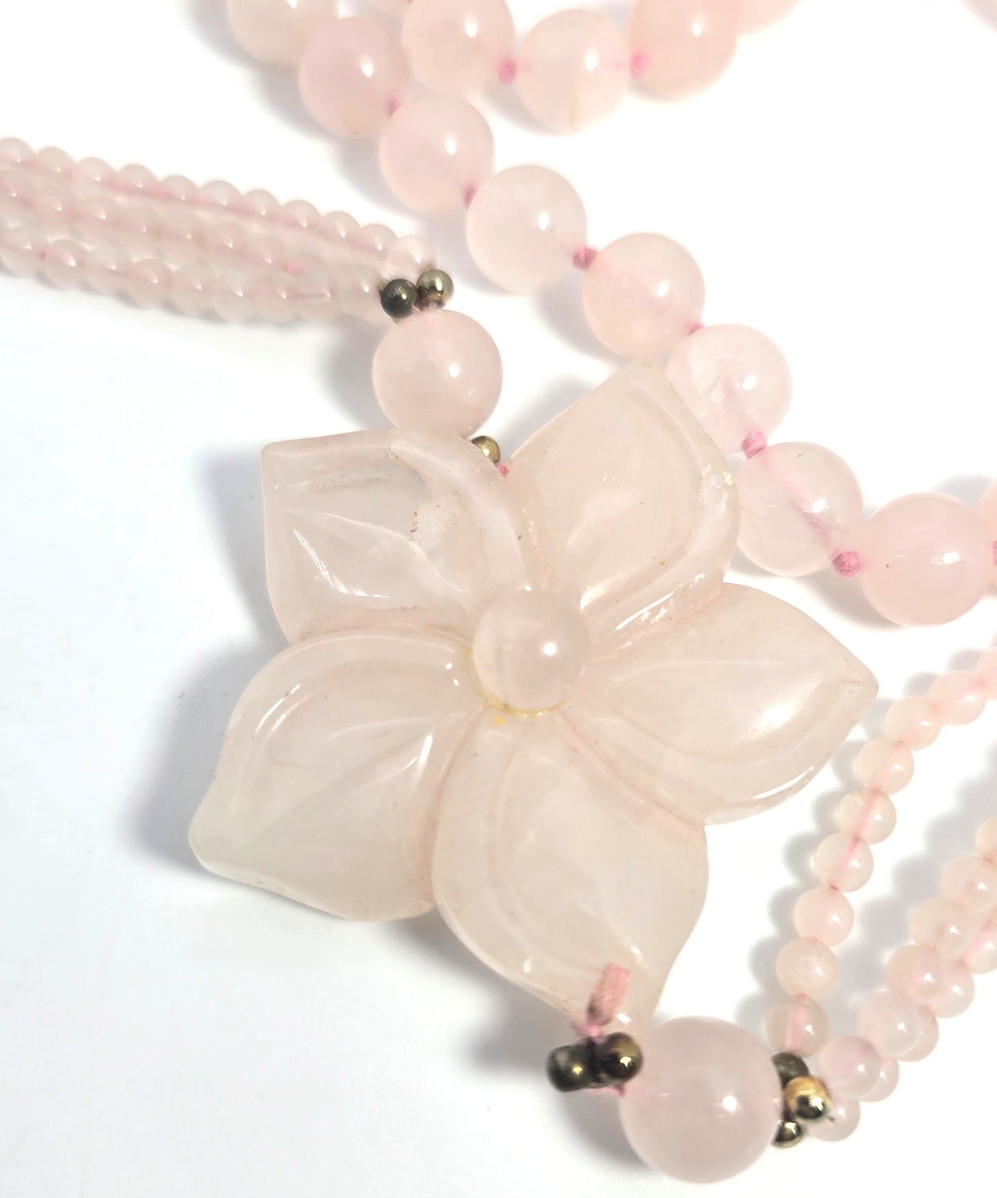 Rose quartz natural gemstone 10mm carved flower vintage beaded necklace