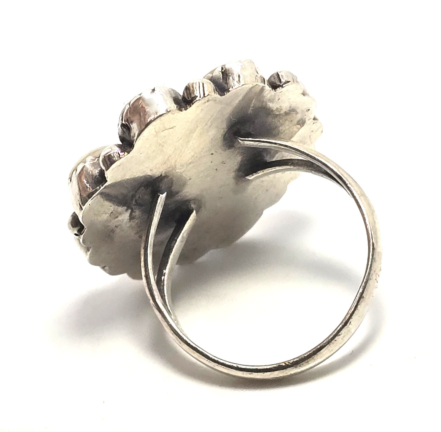 Navajo Mother of Pearl flower Native American vintage sterling silver ring size 7.5