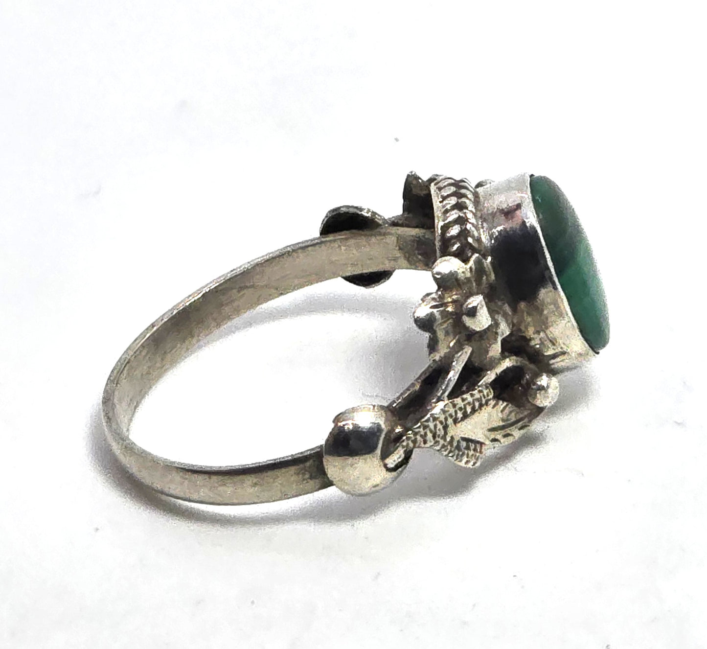 Malachite Southwestern flowers vintage sterling silver ring size 7.5