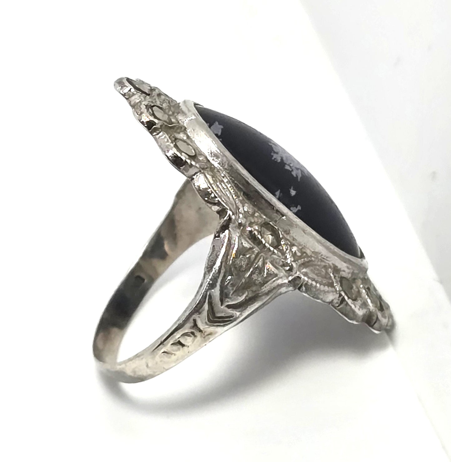 Uncas Art Deco Snowflake Obsidian marcasite Sterling Silver vintage ring size 6.5