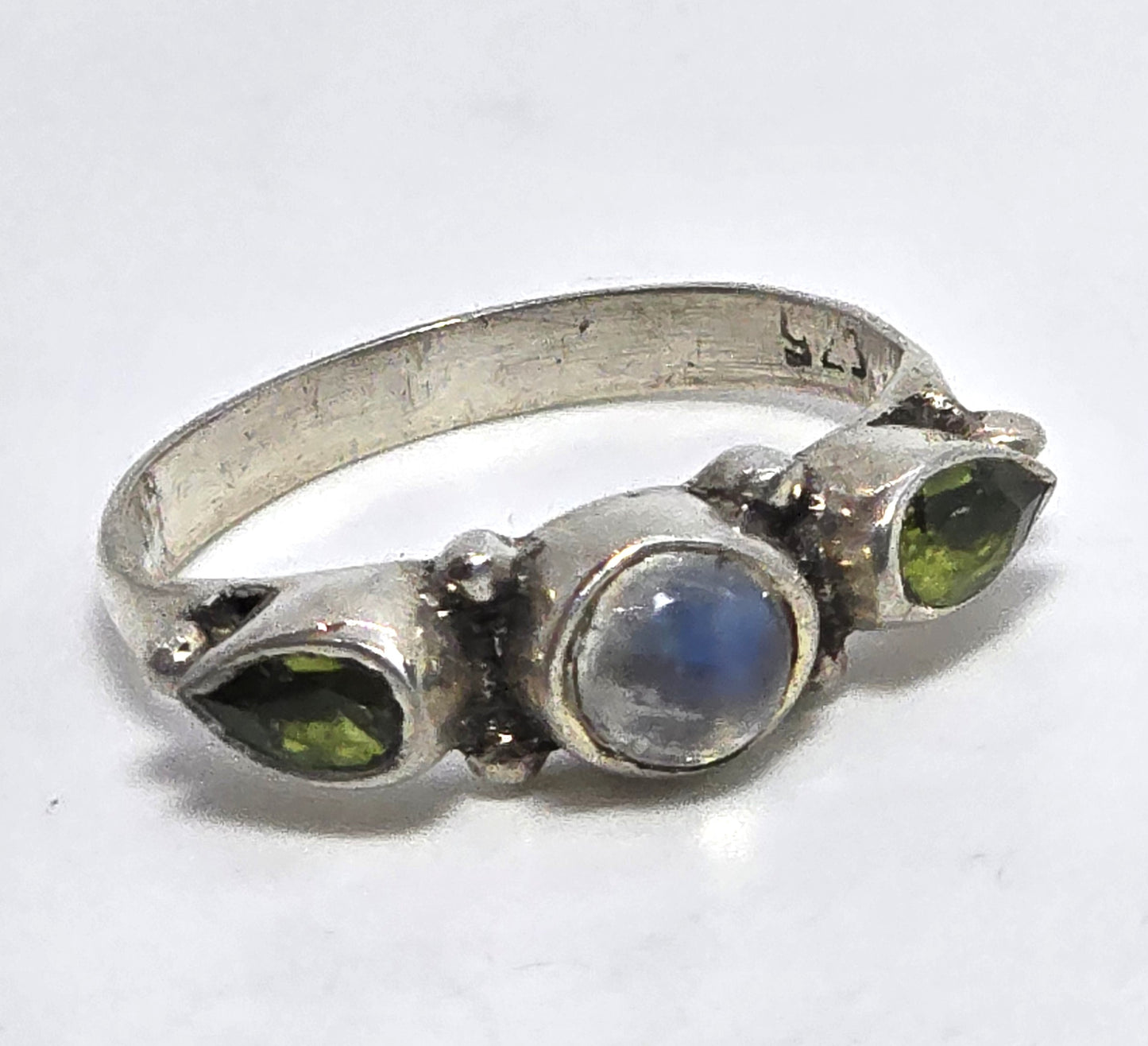 Flashy Blue Moonstone peridot tribal Bali stacker sterling silver ring size 6