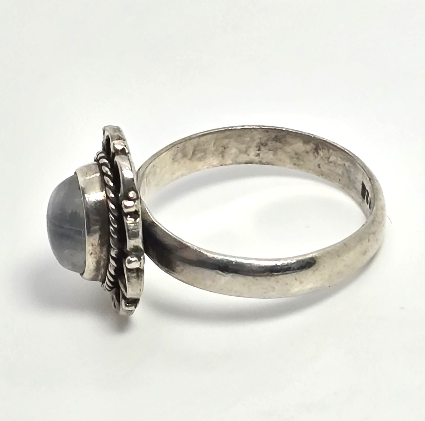 Flashy Blue Moonstone tribal Bali Balinese vintage sterling silver ring size 8.5