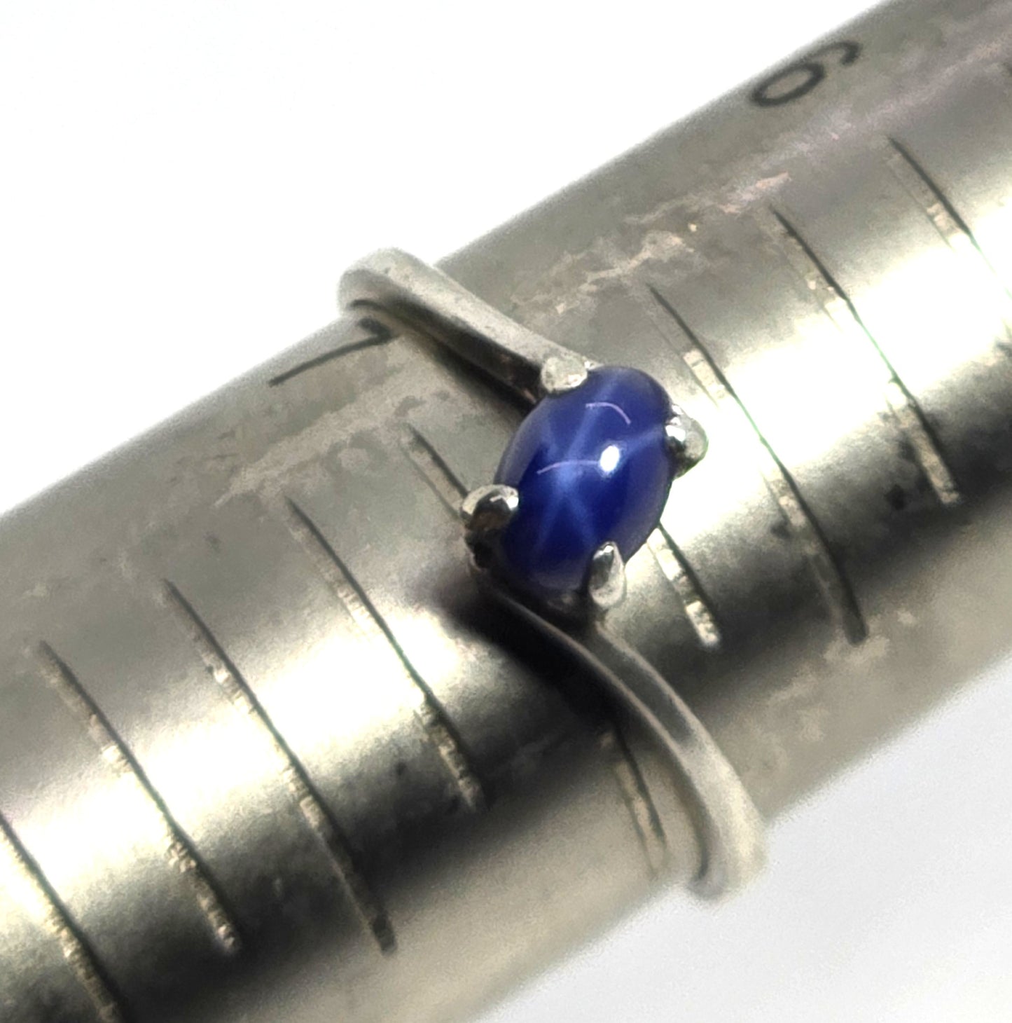 Star sapphire blue abstract small dainty sterling silver vintage ring size 7