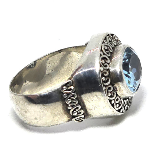 JGD Janice Girardi Blue topaz faceted vintage thick sterling silver ring size 7