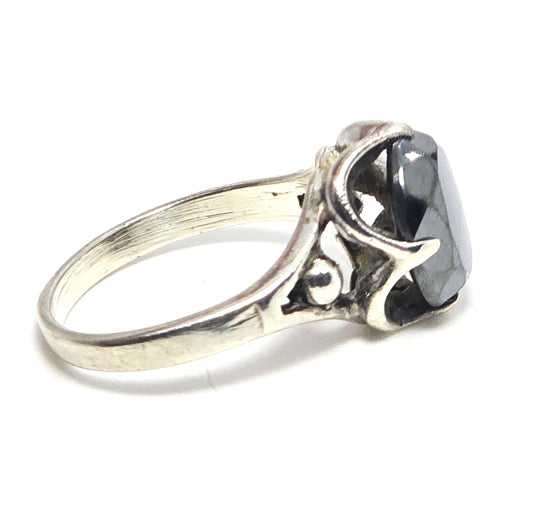 Retro Faceted Hematite vintage Southwestern prong set sterling silver ring size 6