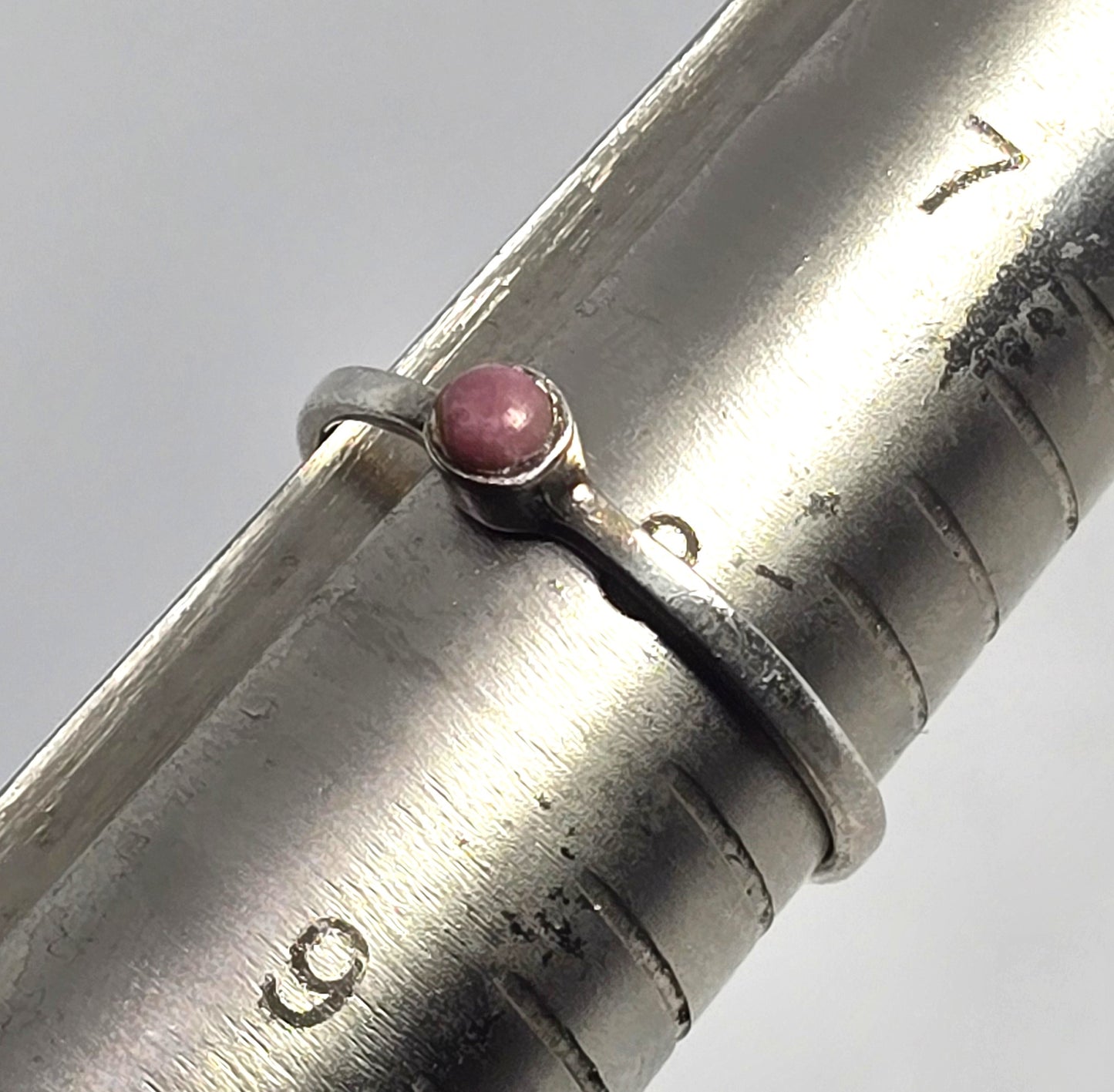 rhodochrosite pink gemstone thin vintage sterling silver stacker ring size 8
