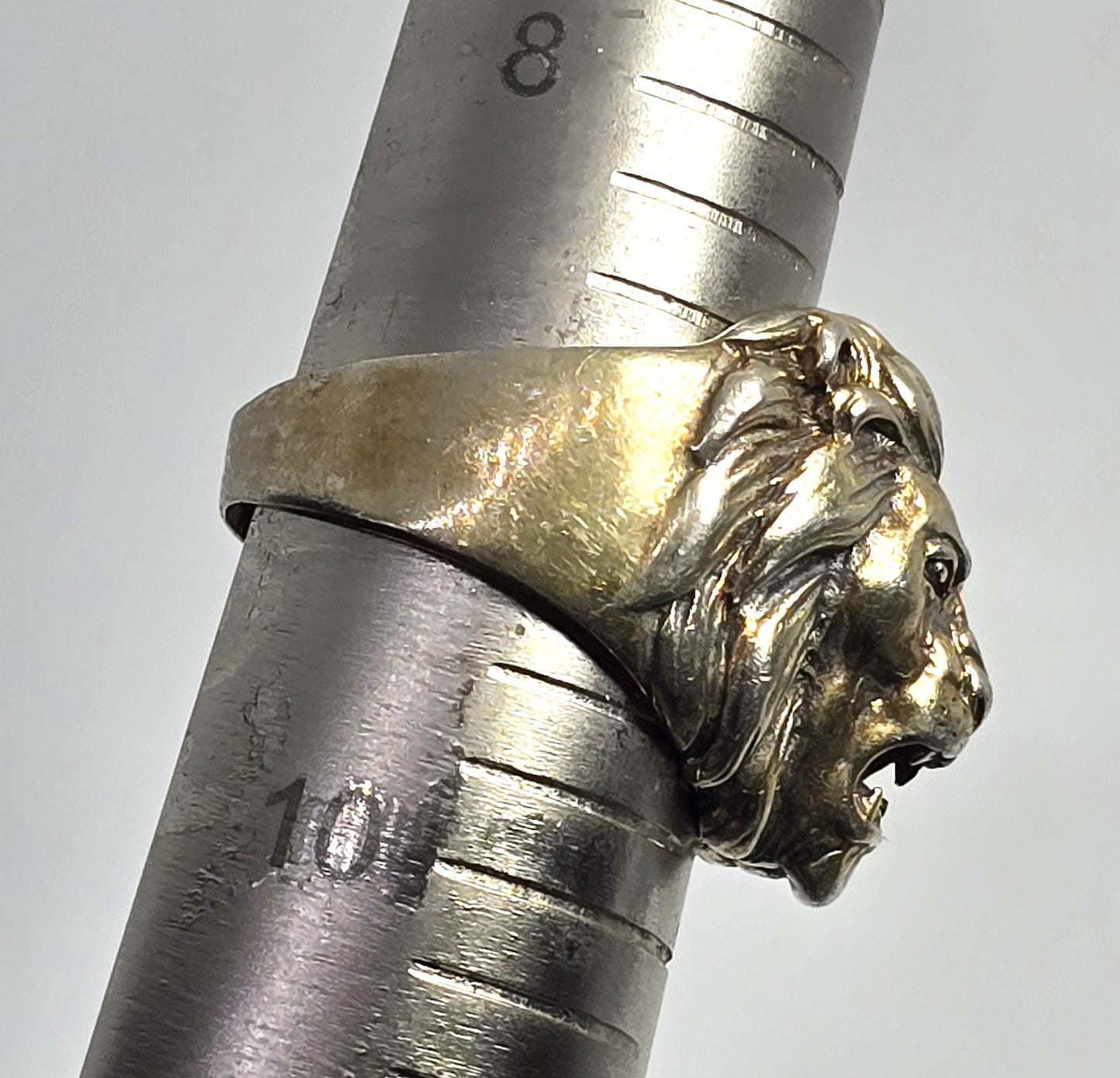 Roaring Lion Head Leo detailed gold over sterling silver vintage ring size 9