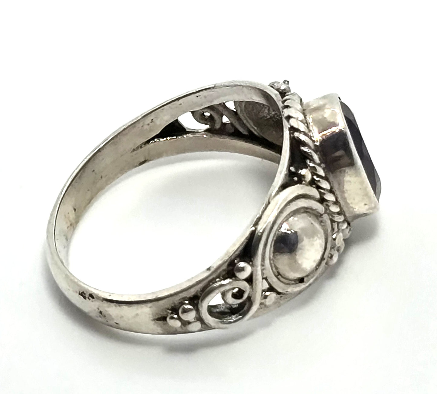 Amethyst tribal Bali Balinese sterling silver vintage ring size 7