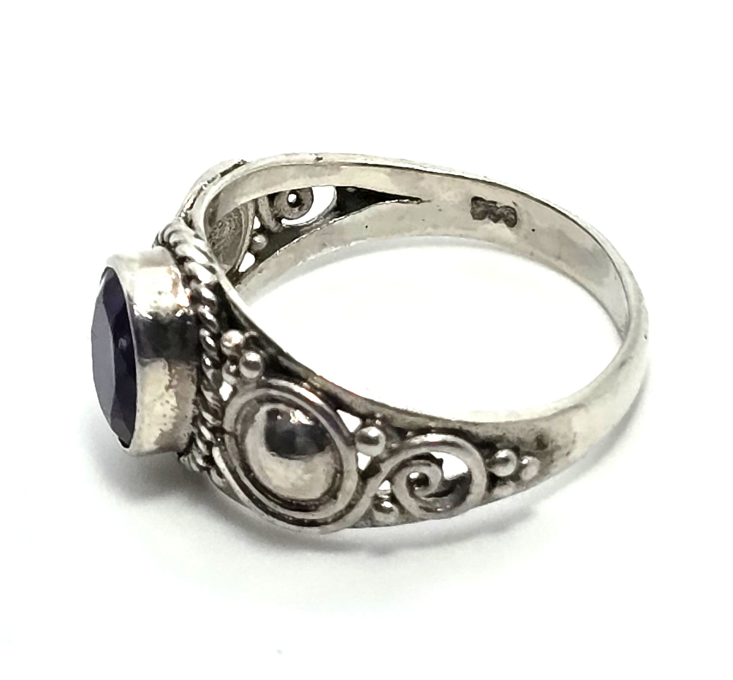 Amethyst tribal Bali Balinese sterling silver vintage ring size 7