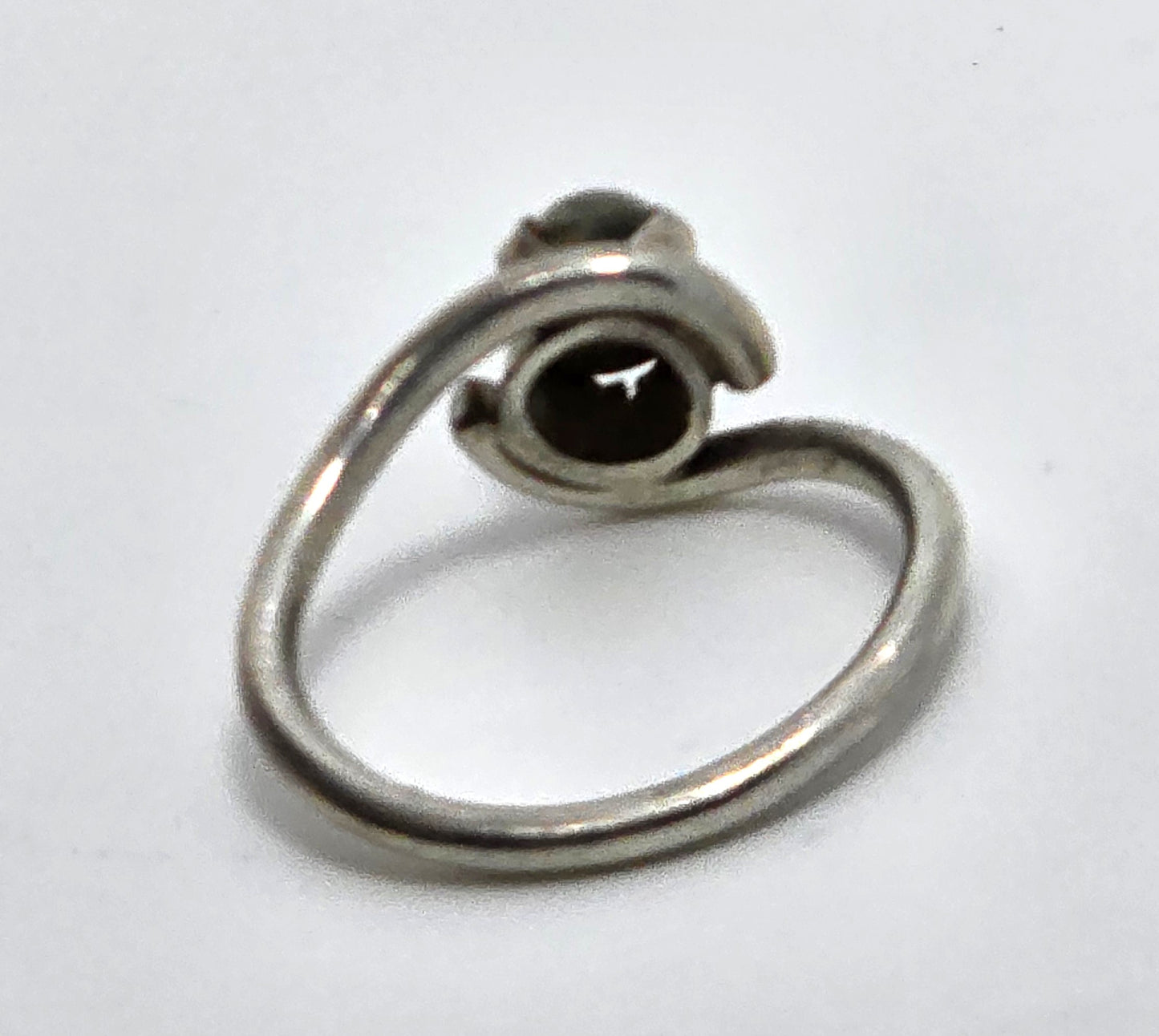 Black Star sapphire abstract small dainty sterling silver vintage ring size 3