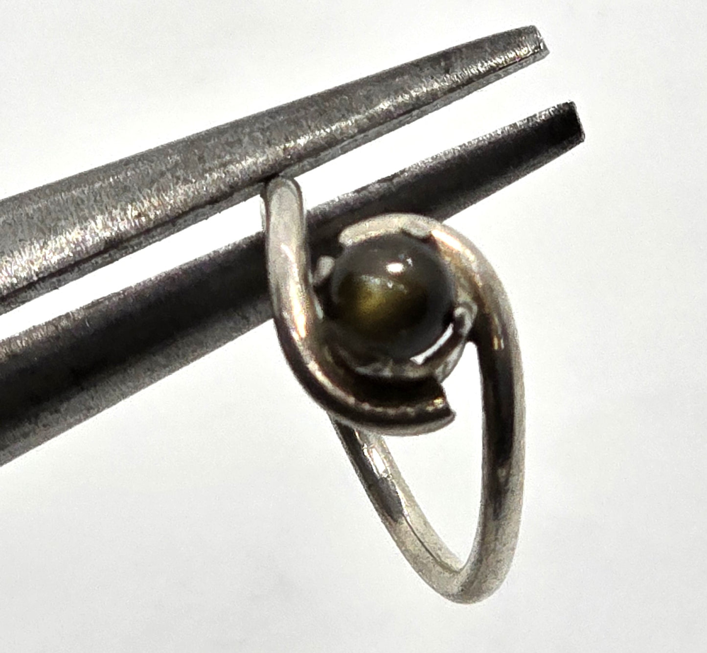 Black Star sapphire abstract small dainty sterling silver vintage ring size 3