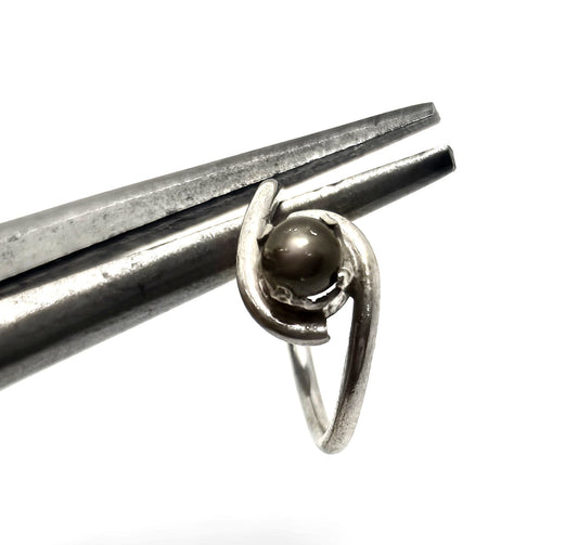 Black Star sapphire abstract small dainty sterling silver vintage ring size 3