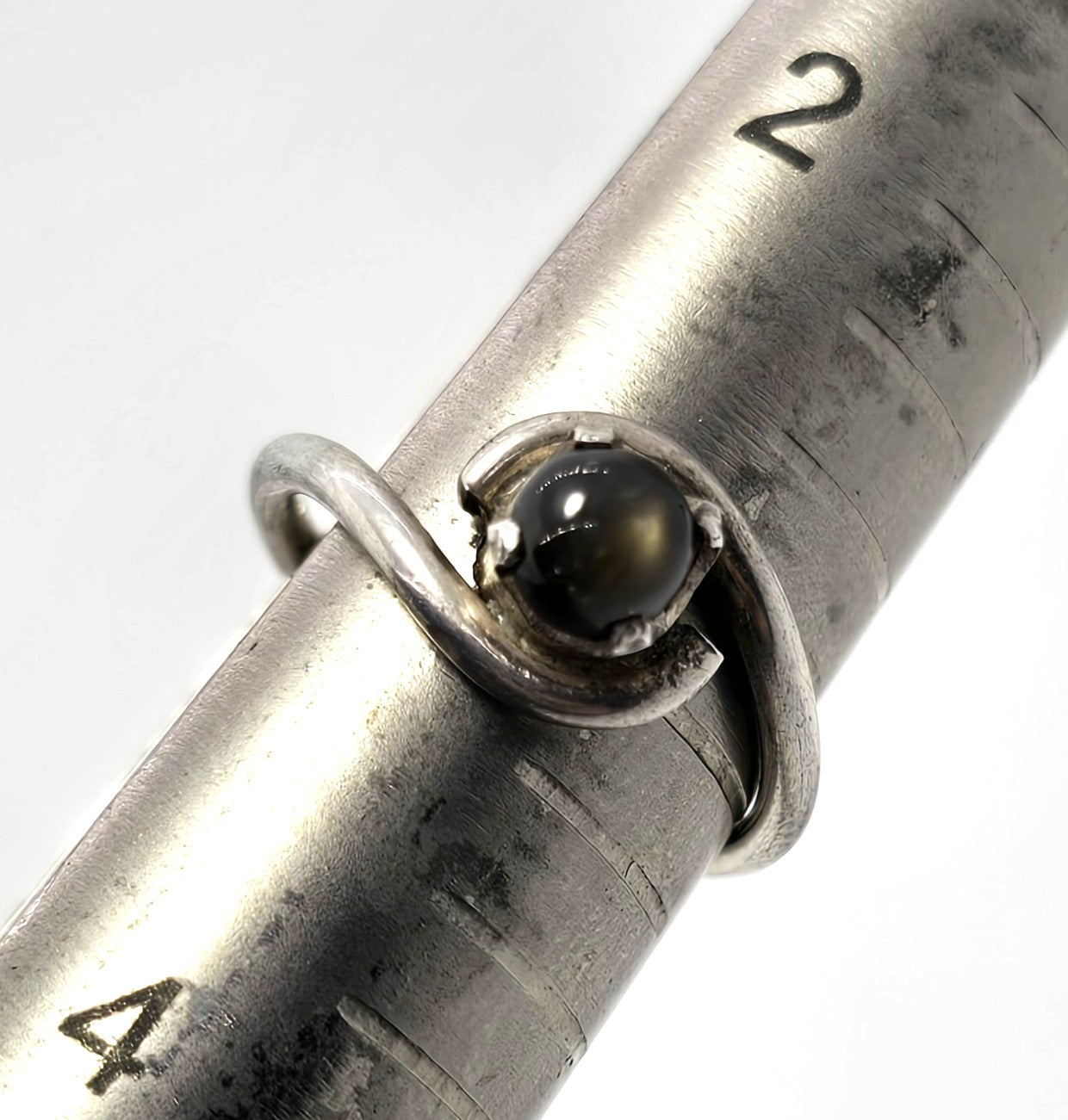Black Star sapphire abstract small dainty sterling silver vintage ring size 3