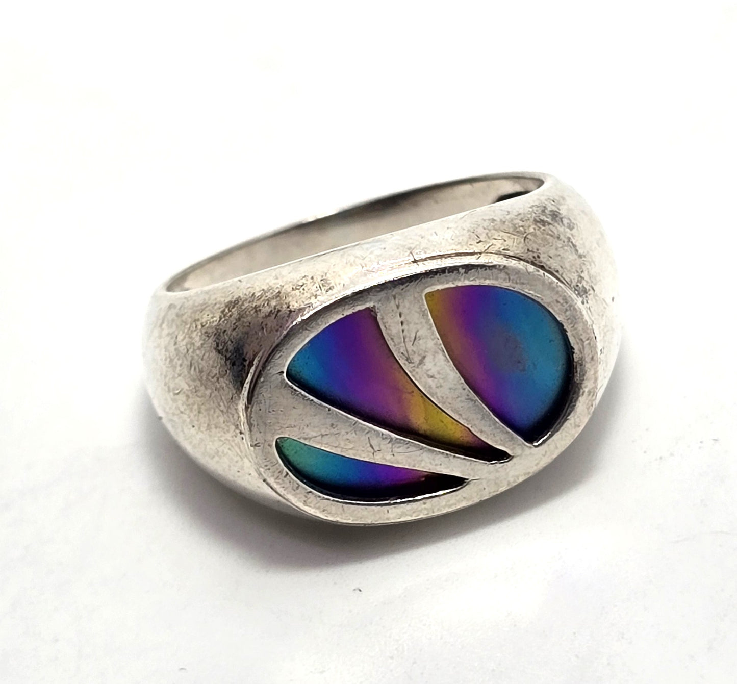 Niobium rainbow metal sterling silver retro wave signed vintage ring size 8