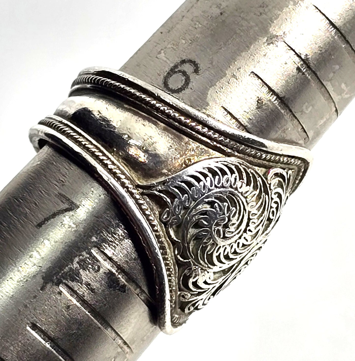 Detailed traditional Nepalese Nepal tribal sterling silver vintage rings size 6.5