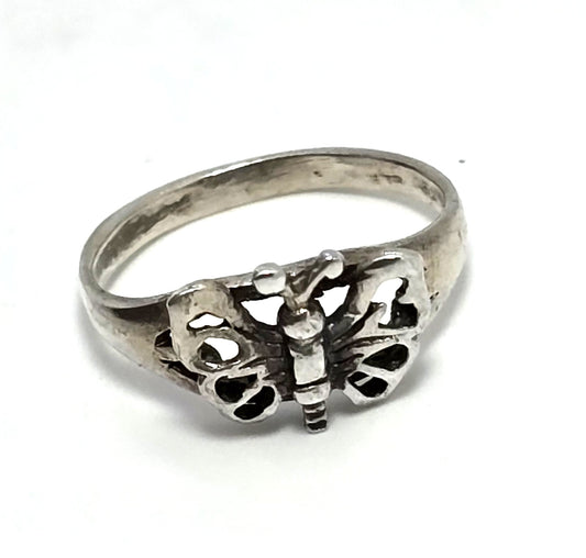 Butterfly tiny vintage sterling silver vintage ring band size 3.5
